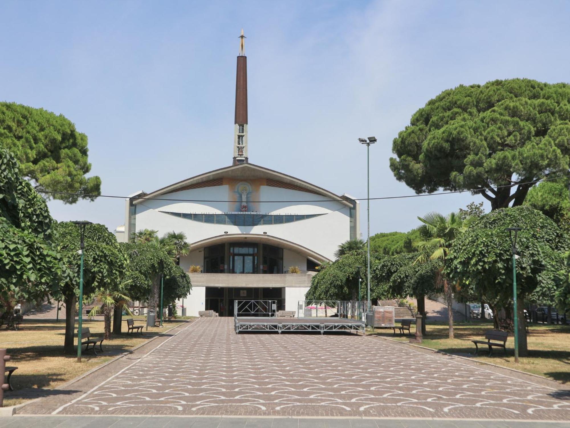 Maria Apartment Lignano Sabbiadoro Exterior photo