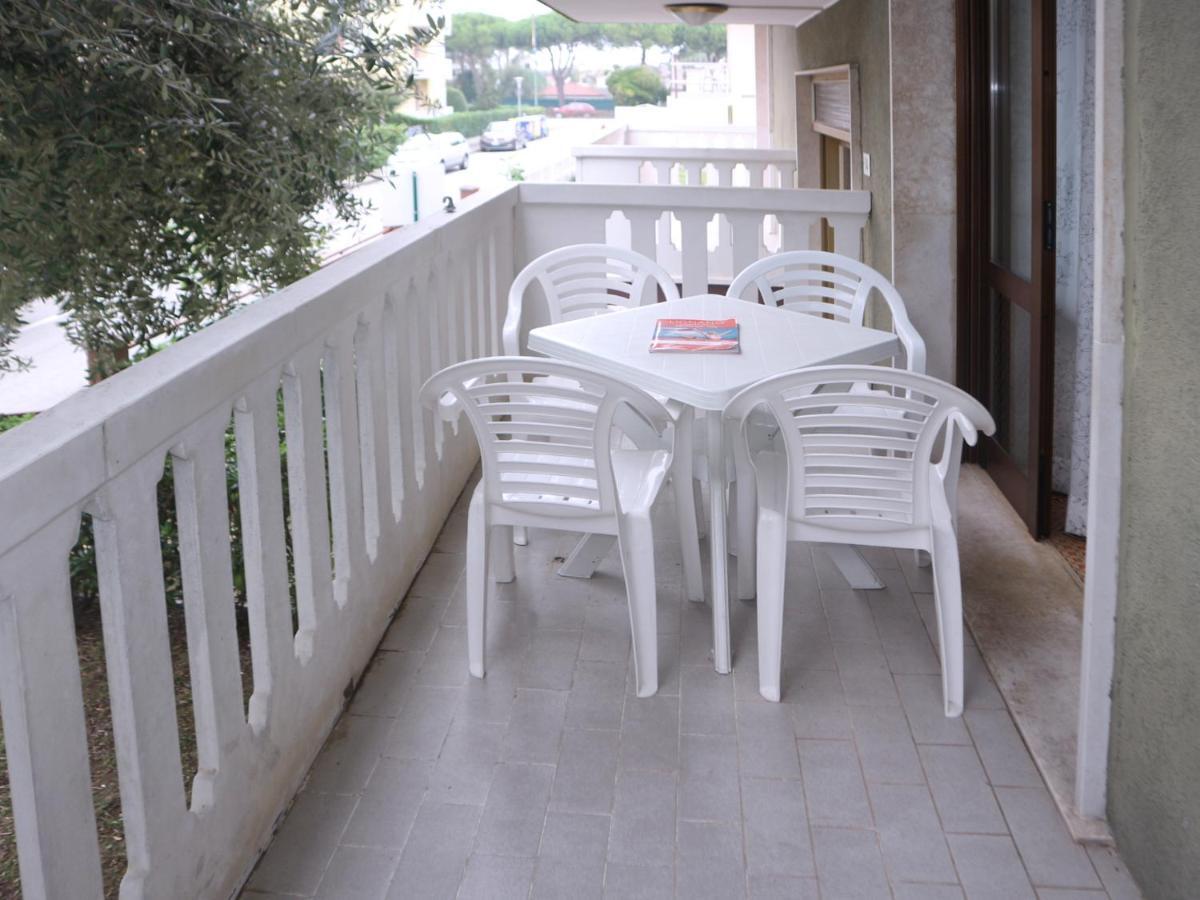 Maria Apartment Lignano Sabbiadoro Exterior photo